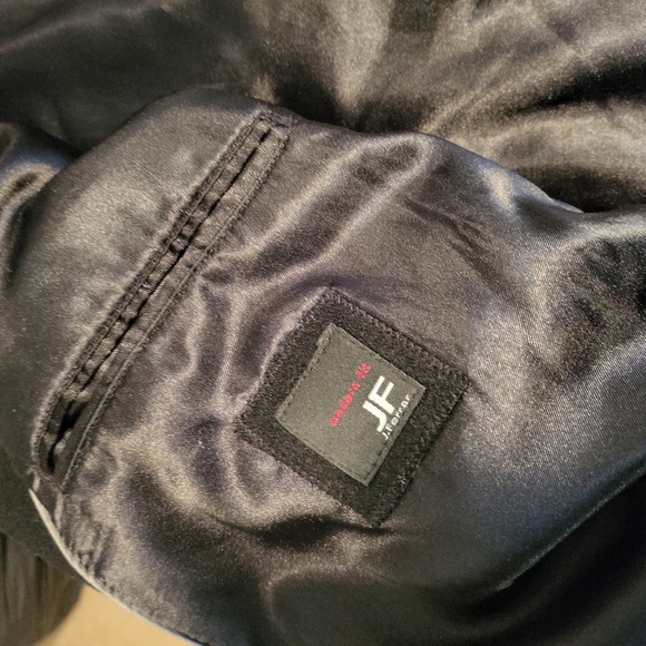 Jacket - Picture 3 of 7